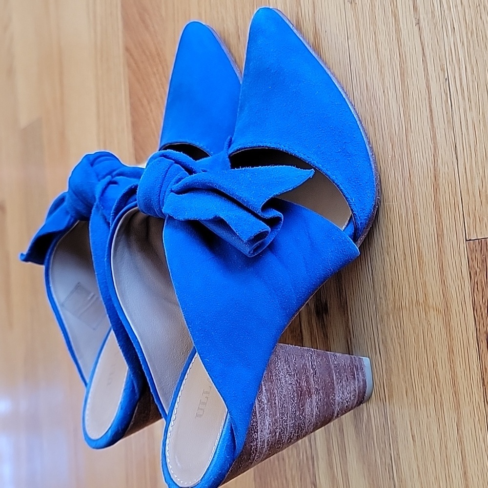 Ulla Johnson Royal Blue Heels with Bow Accent - Picture 3 of 16